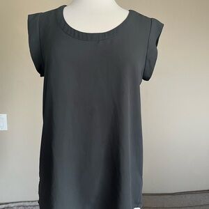 Pleione Gray Cap-Sleeve Blouse